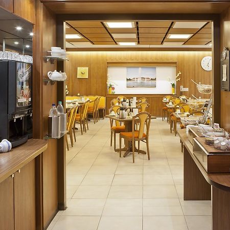 Hotel Blauer Karpfen Oberschleißheim Εξωτερικό φωτογραφία